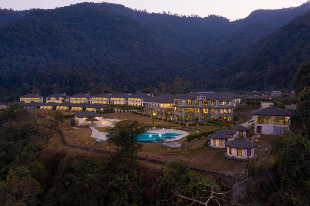 Mountain Glory Forest Resort Pokhara Extérieur photo