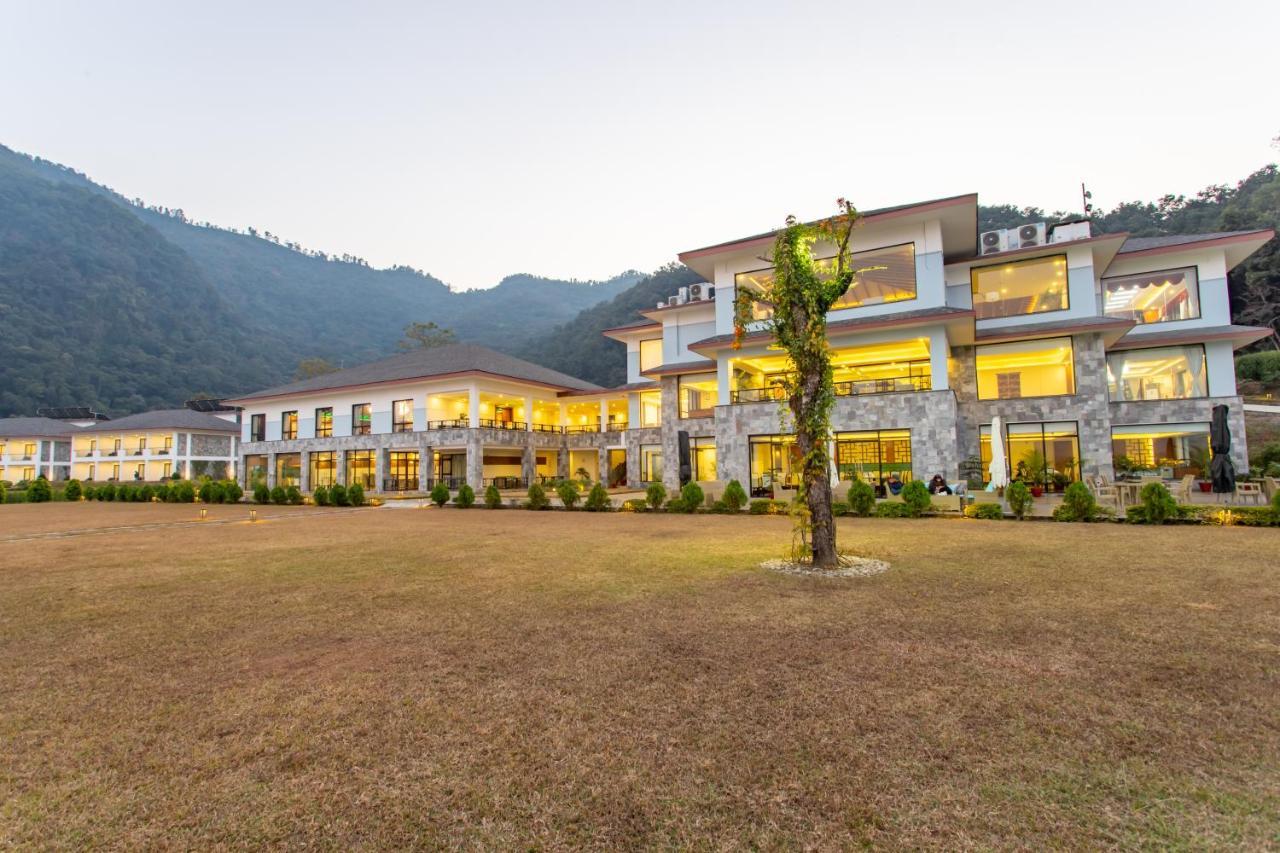 Mountain Glory Forest Resort Pokhara Extérieur photo