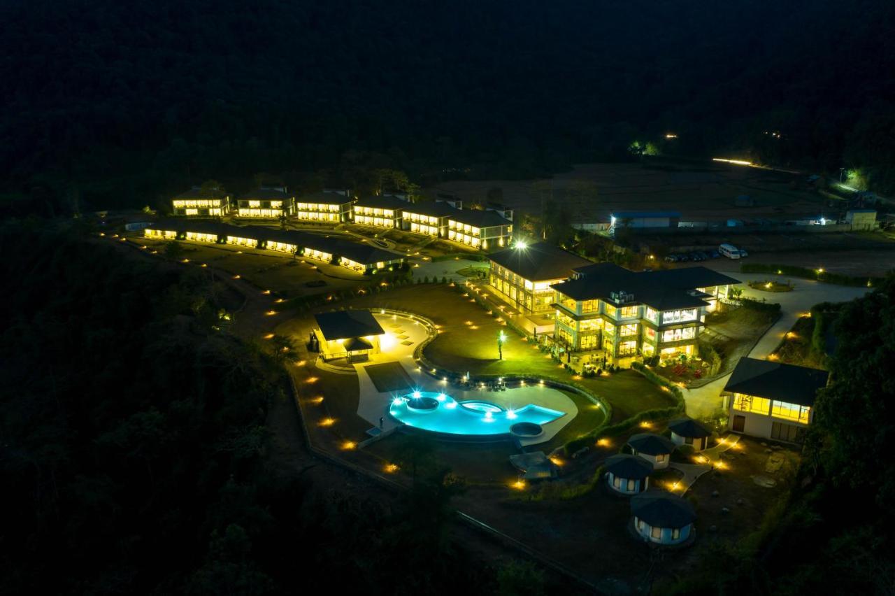 Mountain Glory Forest Resort Pokhara Extérieur photo