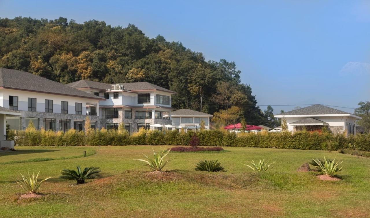 Mountain Glory Forest Resort Pokhara Extérieur photo