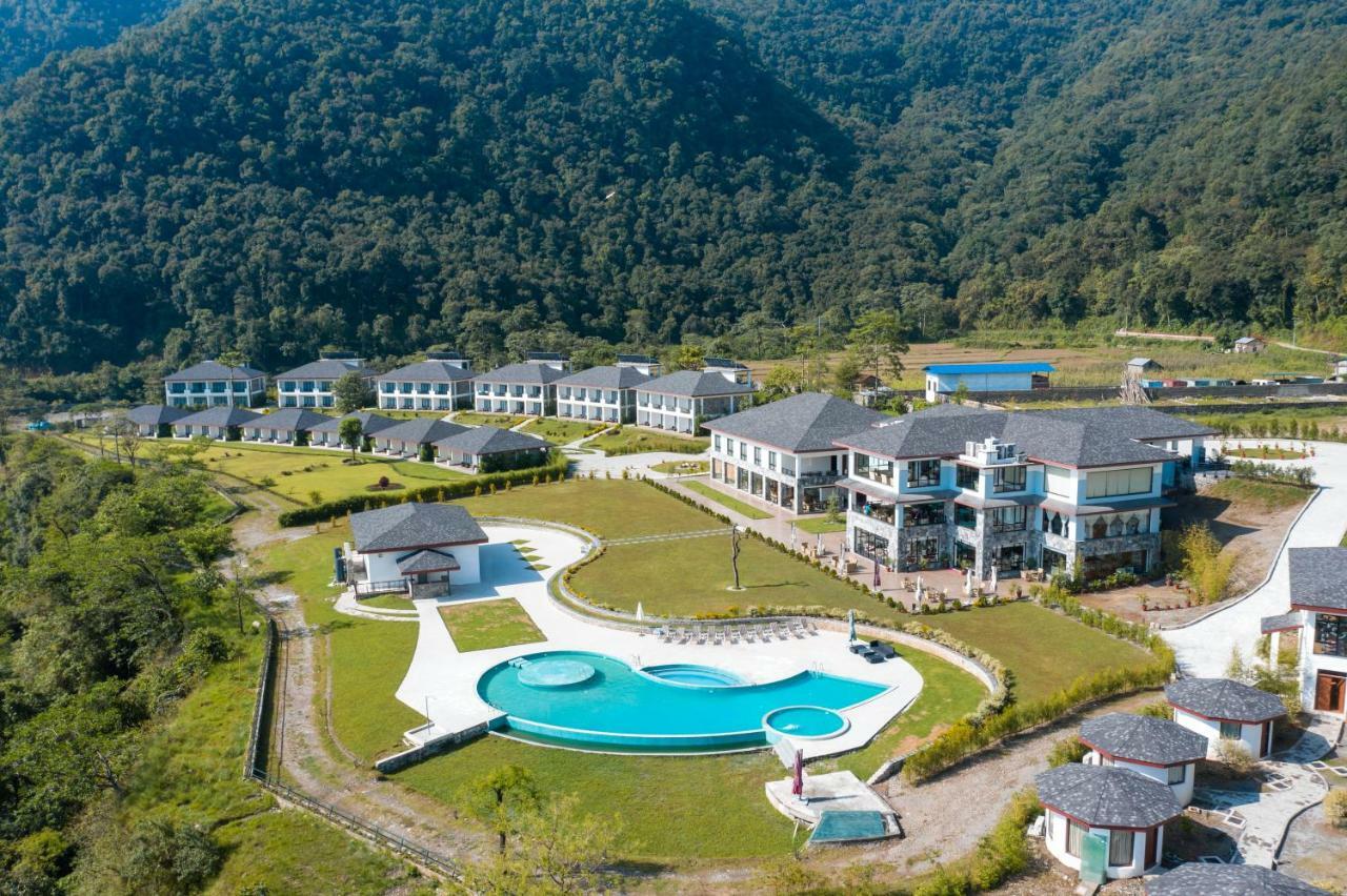 Mountain Glory Forest Resort Pokhara Extérieur photo